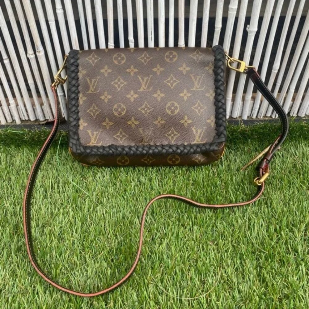 Authentic Louis Vuitton Tango Monogram custom braided Crossbody bag - Picture 13 of 14
